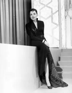 Images Dated 17th October 2014: A STAR IS BORN, Judy Garland, 1954