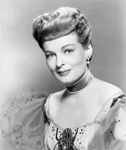 Choker Prints: STARS AND STRIPES FOREVER, Ruth Hussey