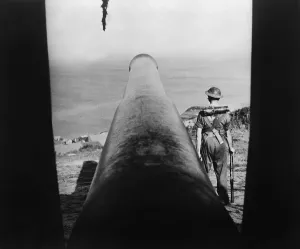 English Channel Prints: Stationery cannon and guard on the English Channel, to meet German invaders in 1941