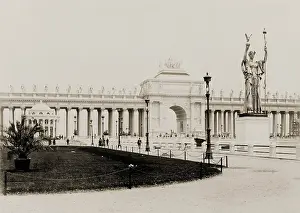 Worlds Fairs Prints: STATUE OF THE REPUBLIC and Triumphal Arch