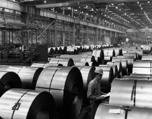 Images Dated 13th March 2007: Steel mill. Courtesy: CSU Archives/Everett Collection