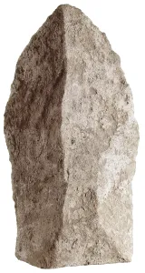 Stone tip. Mesolithic art. SPAIN. Barcelona. Archaeology Museum of Catalonia. Proc: SPAIN. ASTURIAS. Quintana. Posada. La Riera Cave. AISA/Everett Collection**US SALES ONLY**