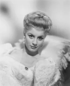 Images Dated 16th May 2014: STORM OVER THE NILE, Mary Ure, 1955