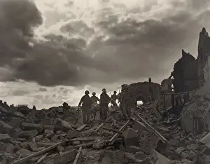 Atmosphere Prints: Stretcher bearers, St. Malo, France