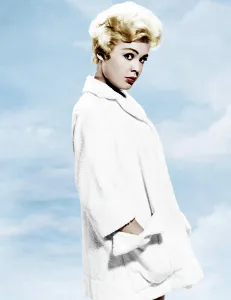 Images Dated 2nd August 2012: A SUMMER PLACE, Sandra Dee, 1959