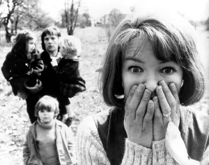 Hands On Face Prints: SUNDAY BLOODY SUNDAY, Glenda Jackson (front), 1971