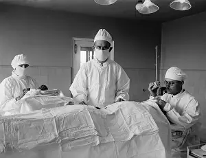 Patient Prints: Surgical team before the operation begins