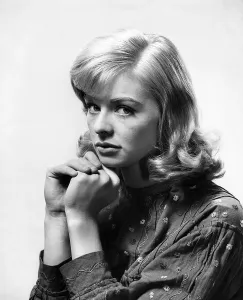 Embroidered Prints: Susannah York, ca. 1961