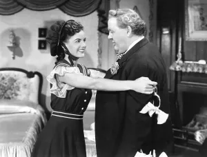 Images Dated 24th December 2015: THE SUSPECT, from left: Ella Raines, Charles Laughton, 1944
