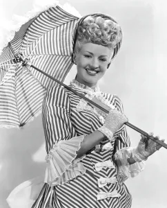 Parasol Prints: SWEET ROSIE O'GRADY, Betty Grable