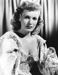 Images Dated 14th October 2015: AT SWORD'S POINT, Maureen O'Hara, 1952