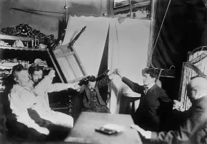 Supernatural Prints: Table levitates during a sance at Baron von Erhardts Rome studio, 1909