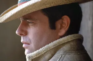 Wagner Prints: IT TAKES A THIEF, Robert Wagner, 1968-70