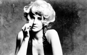Pulling Hair Prints: Tammy Wynette, (circa 1970s). Courtesy: CSU Archives / Everett Collection