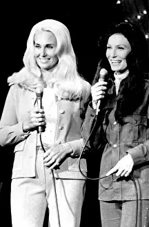 Tammy Wynette, Loretta Lynn, circa early 1970s. Courtesy: CSU Archives / Everett Collection
