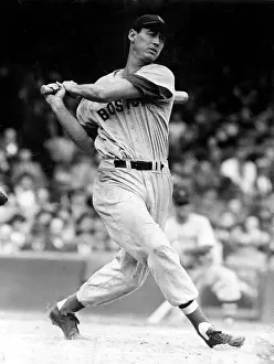 Ted Williams, 1946. Courtesy: CSU Archives / Everett Collection