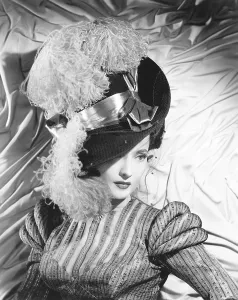 Images Dated 20th June 2014: TEMPTATION, Merle Oberon, 1946