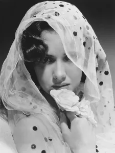 2 Mej Prints: Teresa Wright, 1942