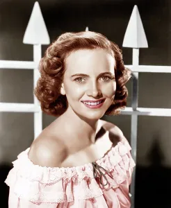 Peasant Blouse Prints: Teresa Wright, ca. 1946