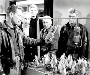 Edmund Prints: THE THING FROM ANOTHER WORLD, Kenneth Tobey