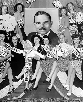 Politician Prints: Thomas E. Dewey supporters at the 1944 Republican National Convention