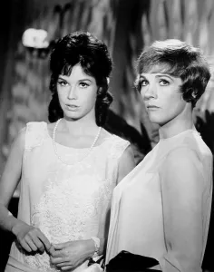 Mary Tyler Prints: THOROUGHLY MODERN MILLIE, from left, Mary Tyler Moore, Julie Andrews, 1967