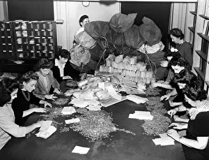 Poliomyelitis Prints: Thousands of dimes roll are received daily at the White House during the March of Dimes campaign
