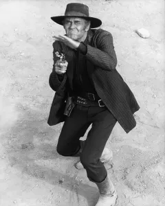 Shooting Prints: ONCE UPON A TIME IN THE WEST, Henry Fonda, 1968 ouatitw1968-fsct36(ouatitw1968-fsct36)