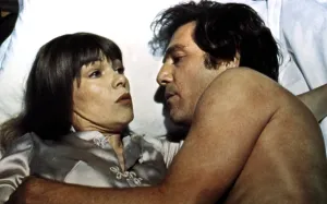 Barechested Prints: A TOUCH OF CLASS, Glenda Jackson, George Segal, 1973