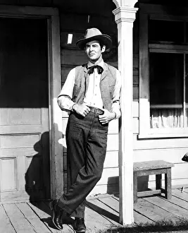 Jsx 59 Prints: TRAIL STREET, Robert Ryan, 1947