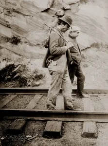 Depression Prints: Two tramps, one with a handkerchief-bound bundle on a stick