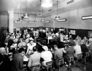 Waitress Prints: A typical American restaurant, c. 1935.. Courtesy: CSU Archives / Everett Collection