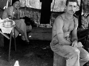 Images Dated 27th February 2008: An unemployed lumber worker goes with his wife to a bean harvest