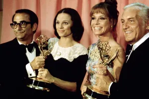 Smile Prints: VALERIE HARPER, MARY TYLER MOORE and TED KNIGHT holding their MARY TYLER MOORE SHOW Emmys
