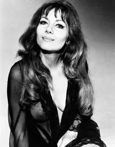 1970 Movies Prints: THE VAMPIRE LOVERS, Ingrid Pitt