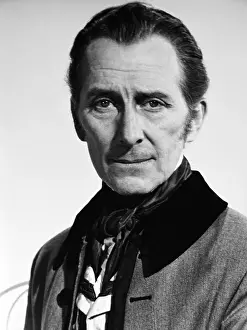 Movpor7 Prints: THE VAMPIRE LOVERS, Peter Cushing, 1970
