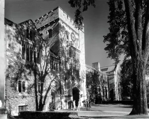 Poughkeepsie Prints: VASSAR COLLEGE, Taylor Hall. Poughkeepsie