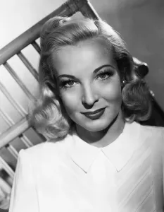 Images Dated 25th February 2014: VENDETTA, Hillary Brooke, 1950