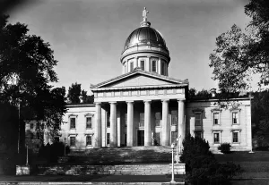 Images Dated 1st December 2008: Vermont State House, Montpelier, Vermont. 1940 photo