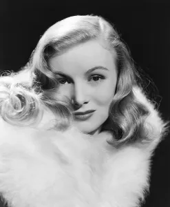 Lake Prints: Veronica Lake, 1941