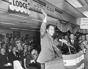 Lcgr1412 Prints: Vice President Richard Nixon at the Presidential Campaign Kick-Off at Baltimore Airport