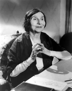 Wanda Prints: Wanda Landowska, harpsichordist, in the 1950s. Courtesy: CSU Archives / Everett Collection