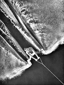Sports Action Prints: Water skier George Hughes passed under the bridge at Cypress Gardens