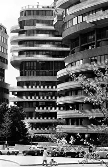 Watergate Prints: Watergate complex, 04-23-1973.. Courtesy: CSU Archives / Everett Collection