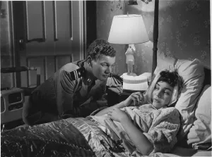 Images Dated 25th August 2006: SINCE YOU WENT AWAY, Joseph Cotten, Jennifer Jones, 1944