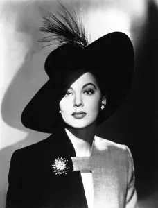 Picture Hat Prints: SHE WENT TO THE RACES, Ava Gardner, 1945