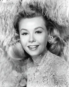 Images Dated 10th November 2005: WHITE CHRISTMAS, Vera-Ellen, 1954