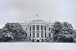 White House South Lawn covered in snow on January 13, 2019 (BSLOC_2019_2_202)