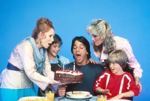 Danny Prints: WHO'S THE BOSS?, from left: Katherine Helmond