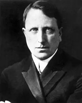 Hearst Prints: WILLIAM RANDOLPH HEARST, c. early 1900s. Courtesy: CSU Archives / Everett Collection